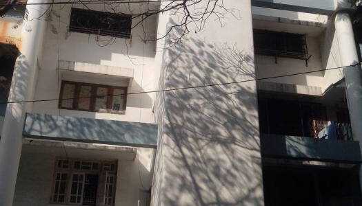3 BHK Apartment For Rent At Linking Road, Santacruz West.