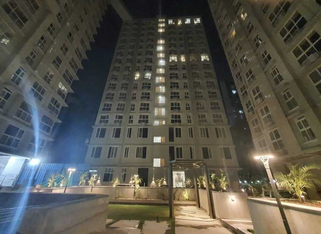 Rent S/F 3 Bhk in Andheri W, Platinum Life, DN Nagar.