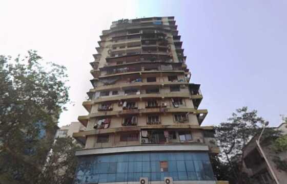 Sale 3 Bhk, 1450 sft, in Andheri W, SV Rd, Aawez Heights.