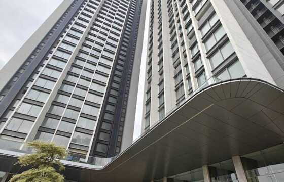Sale 2 Bhk, 644 sft, at Sunteck City 4th Avenue, Goregaon W.