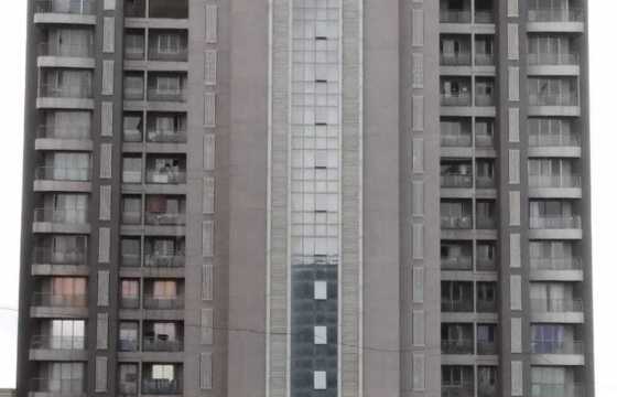 Distress Sale, 4 Bhk 2021 sft, in Chembur, Supreme Signature, Bank Auction.
