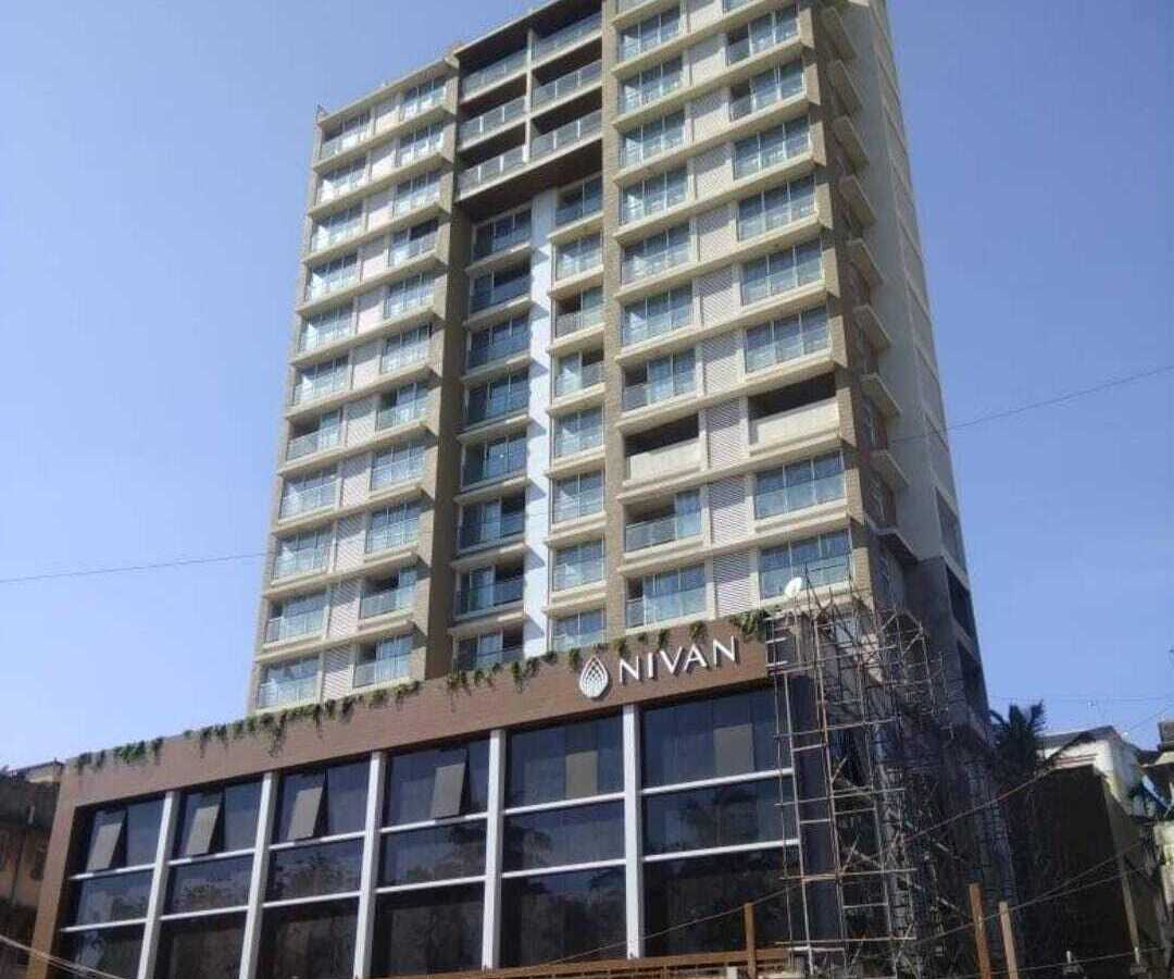Rent F/F 3 Bhk at Khar W, SV Rd, Nivan.