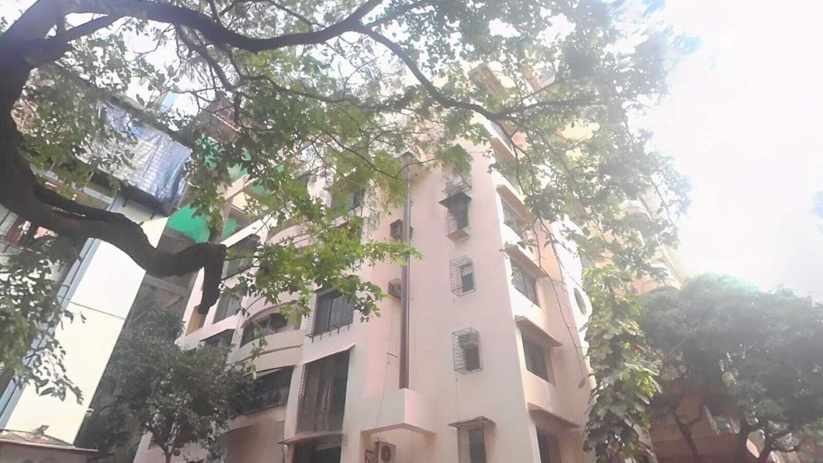 Aroma Residency, Khar West.