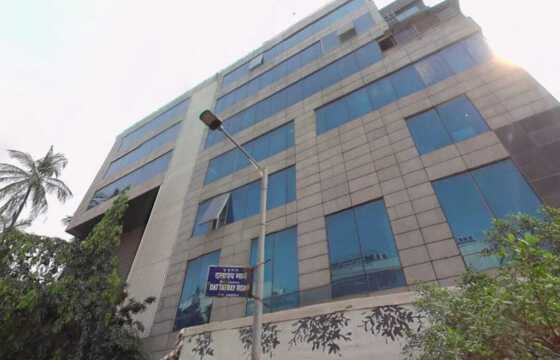 Sale 1400 sft Office in Santacruz W, Linking Rd, Savoy Chambers.