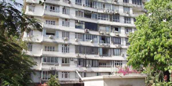 1 BHK Apartment For Rent At Malabar Hill.