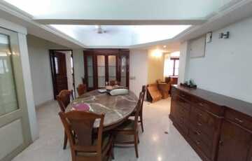 Dinning Table
