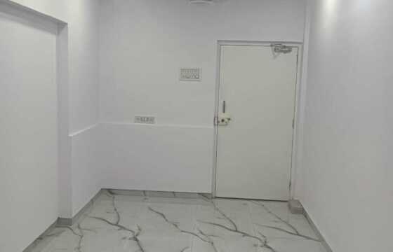 Distress Sale 1 bhk SV Rd. Vijaykar Wadi, Malad West