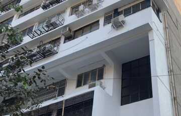Office for Rent 300 sqft carpet + 100% Mezzanine in Majestic Shopping Centre Opera House Mumbai