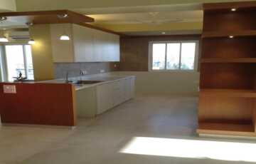 Sale 3 Bhk, Juhu Gulmohar DLH Square Cross Rd no. 9 and 10, a Building that Stands Apart