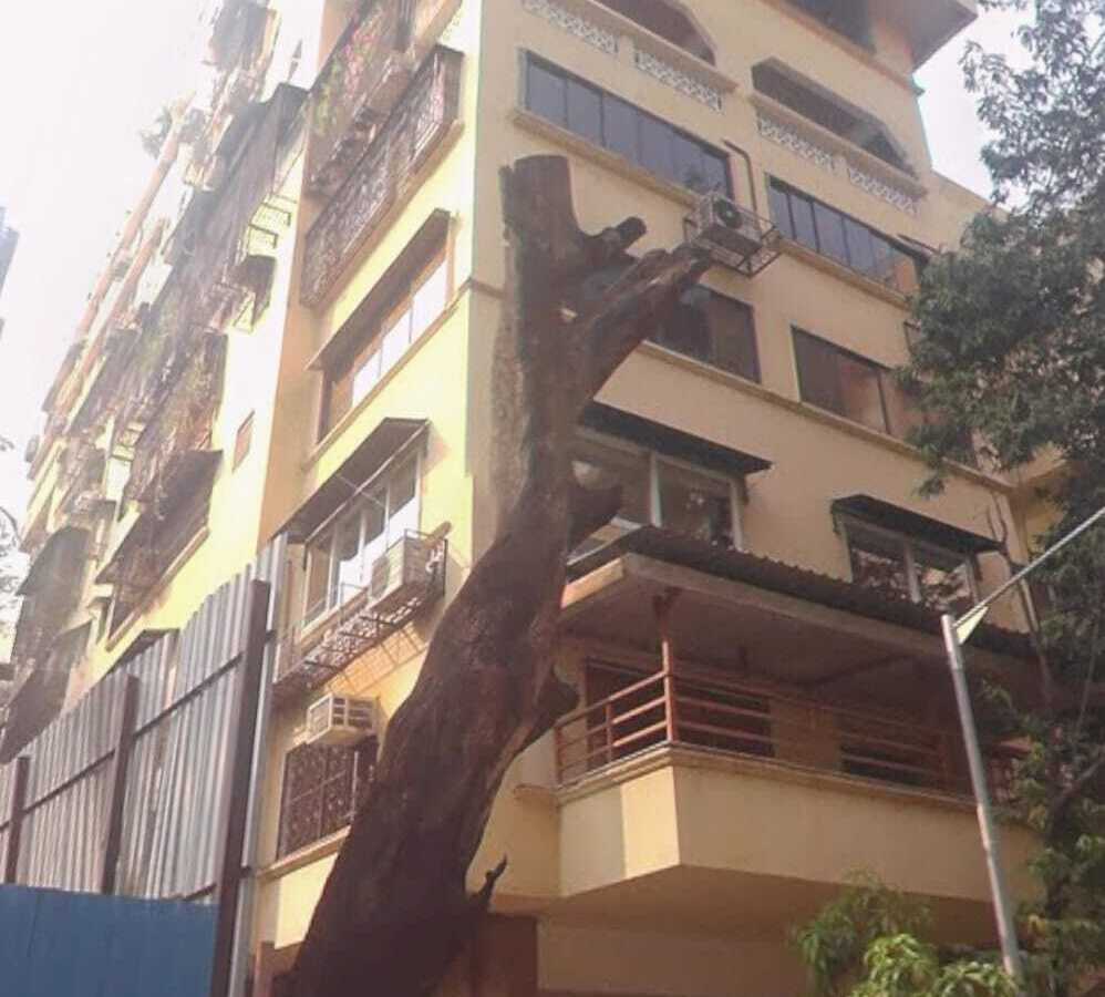 Sale 3 Bhk, 1500+ cpt, in Khar W, Laxmi Niwas, 16th Rd.