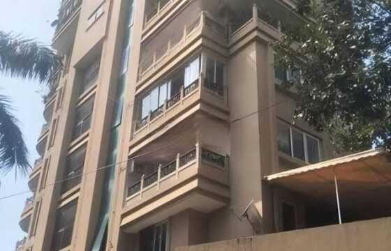 Sale Sea Facing 5 Bhk Duplex, 5000 sft, in Bandra W, Pali Hill, Capri Heights.