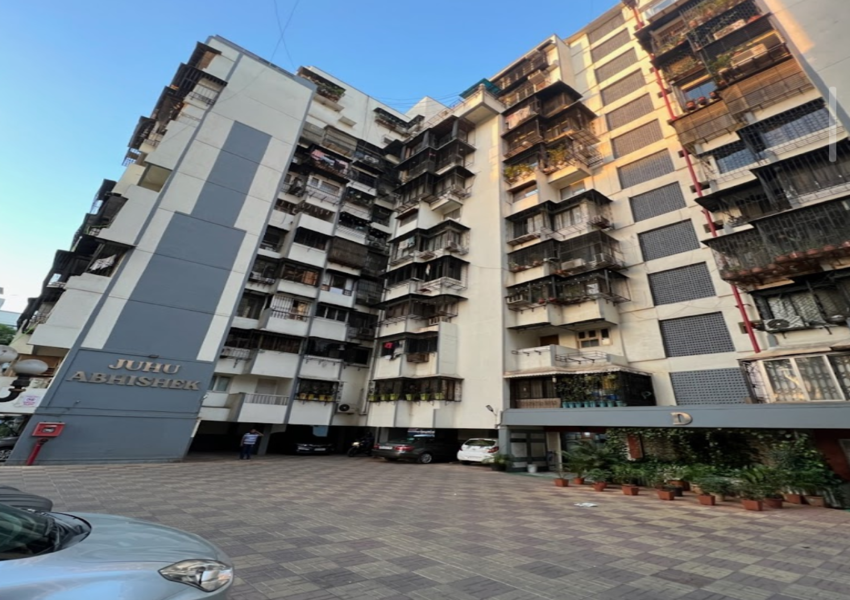 Juhu Abhishek at Juhu Versova Link Road.