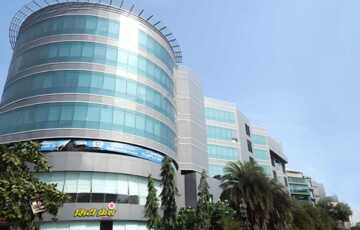Rent Furnished 2377 sft Office in Kurla W, Kohinoor City, Off LBS Marg.