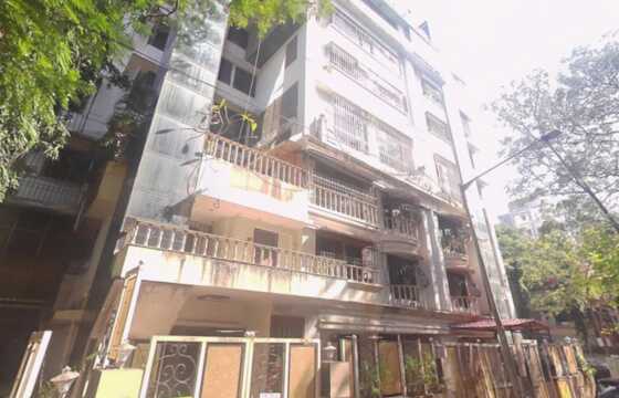 Distress Sale, 5 Bhk Duplex Flat in Juhu JVPD, Shubhangan Chsl, Bank Auction.