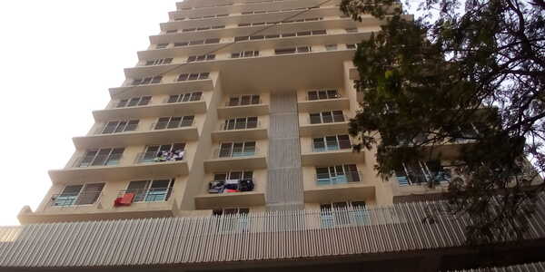 3 BHK Apartment For Rent At Videocon Icon, Pali Hill, Bandra West.