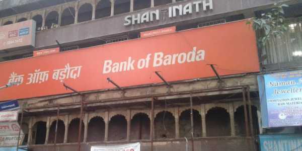 240 Sq.ft. Commercial Office For Rent At SV Road, Malad West.