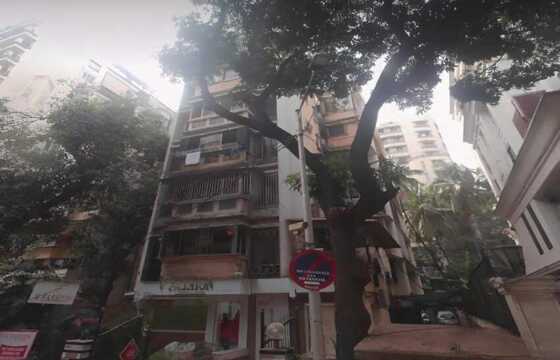 Sale 3 Bhk, 1020sft, Khar W 14th Rd, Mangal Mahesh.