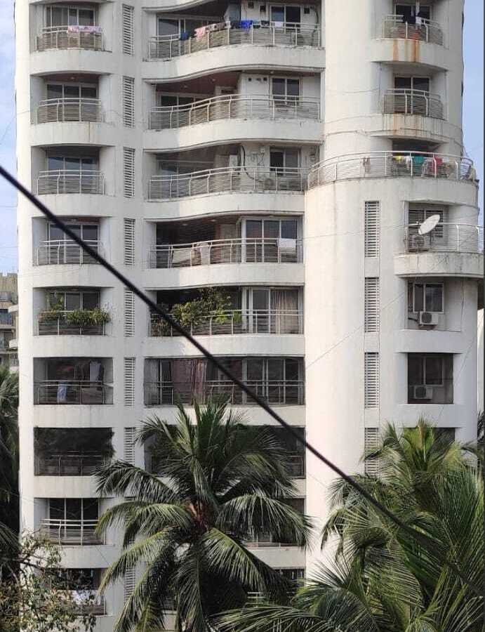 Rent S/F 4 Bhk in Khar W, Evershine Jewel, 15th Rd.