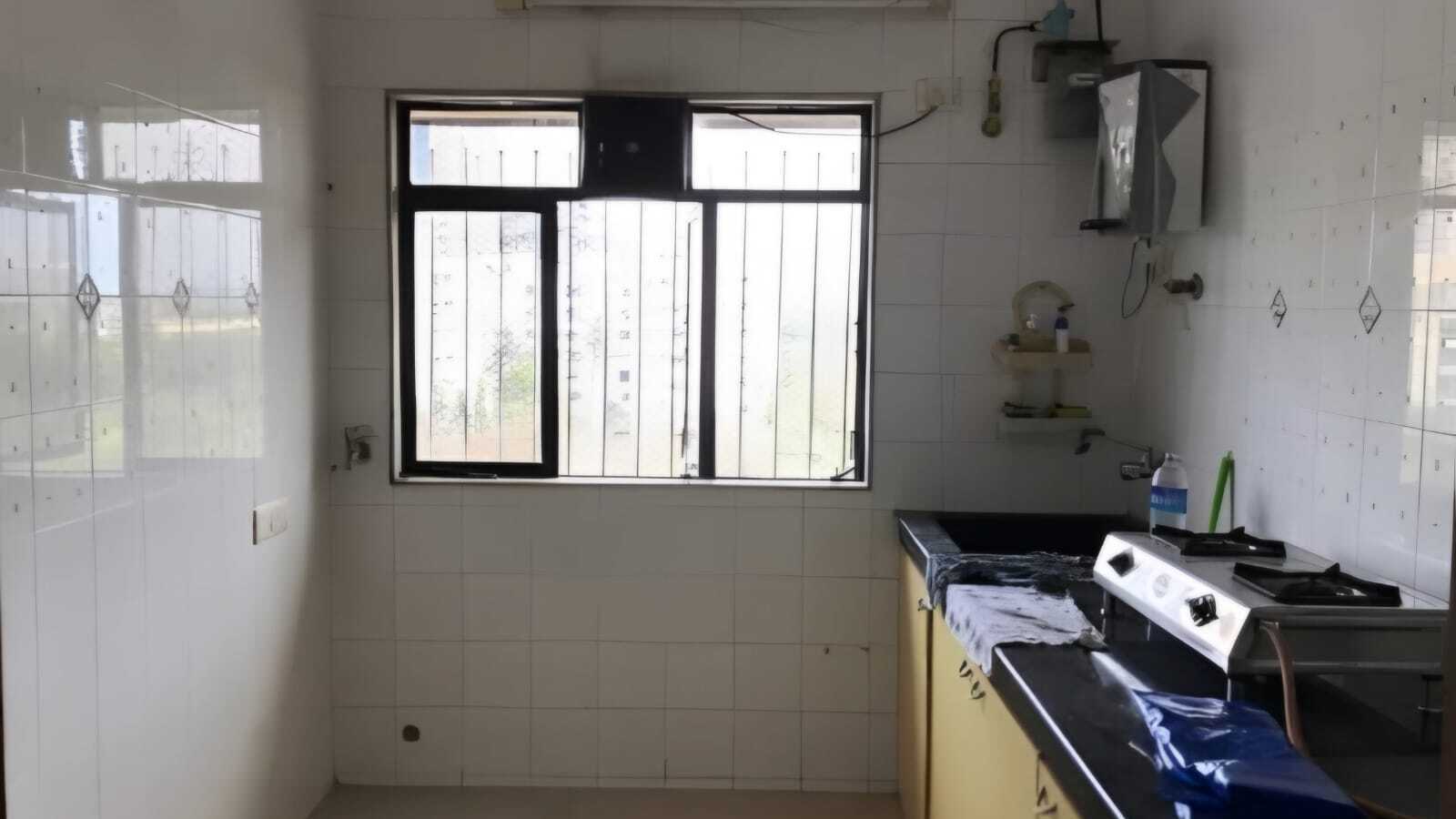 Rent 4 Bhk, 1200 sft, in Andheri W, Versova, Versova Kiran