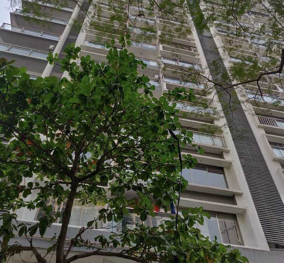 Sale 2300 sft Flat in Andheri W, Shastri Nagar, Poorna.