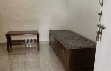 Rent 1 Rk Studio Apt at Juhu Tara Rd, Juhu Beach | with Private Balcony.