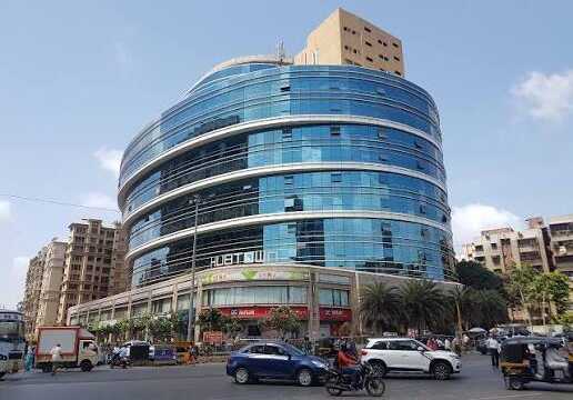 Rent Furnished 2000 sft Office in Andheri East, Vijay Nagar, Hubtown Solaris.