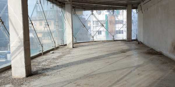 4000 sqft carpet Showroom /Restaurant Space