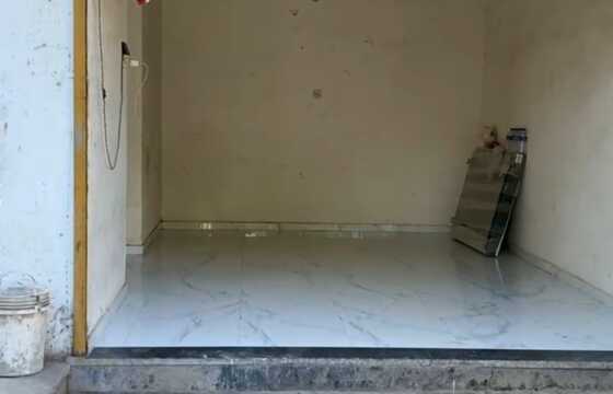 200 sqft Shop for rent Behrambaug, High Footfall area, Jogeshwari West