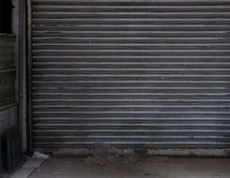 300 sqft Shop for Rent Khar SV Rd near Police Chowki
