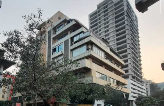 Commercial Office Space 7000 sq.ft. Total Area with Terrace for Sale at Morya Landmark, Andheri West.