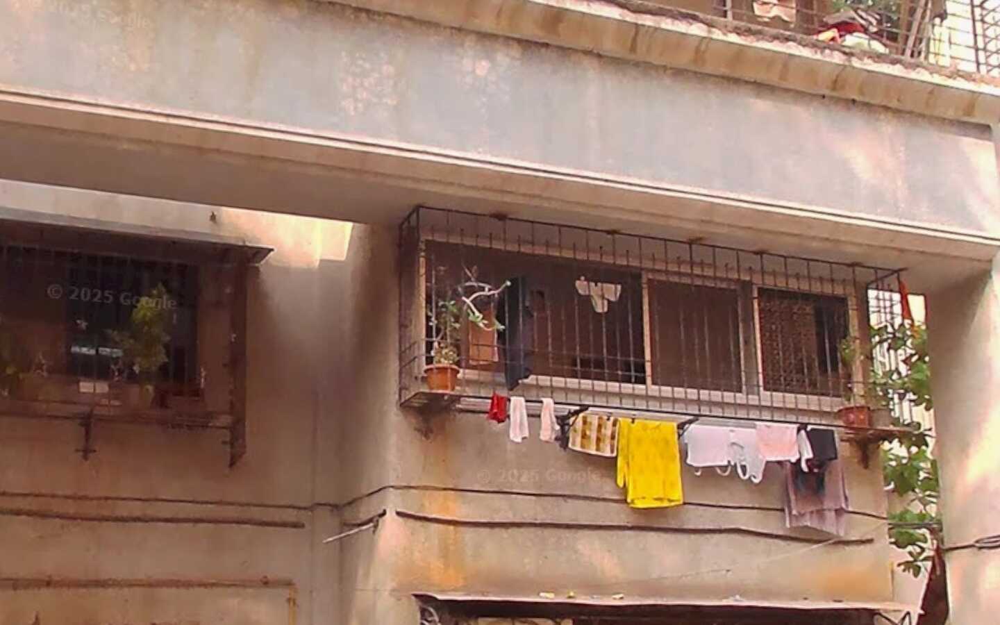 Rent 2 BHK flat Thanawala lane, Vile Parle East