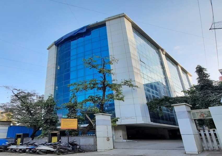 Rent Furnished 800 sft Office, Andheri W Veera Desai, Maruti Business Park.