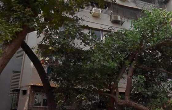 Rent Furnished 3 Bhk Duplex, Khar W Linking Rd, Milton Apt.