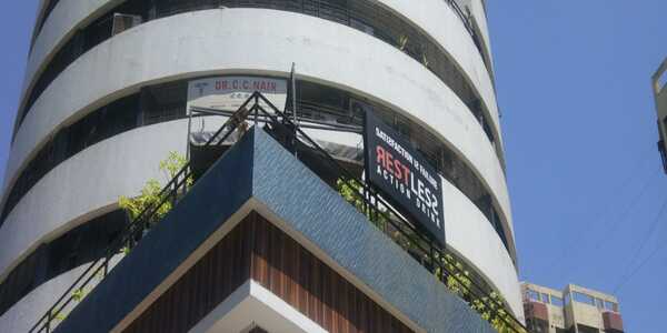 700 Sq.ft. Commercial Shop For Rent At Swami Samarth Nagar, Andheri West.
