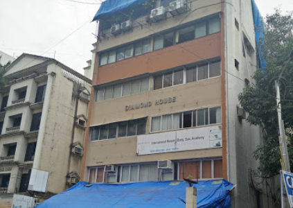 600 Sq.ft. Commercial Office For Sale on 35th Road, Bandra West.