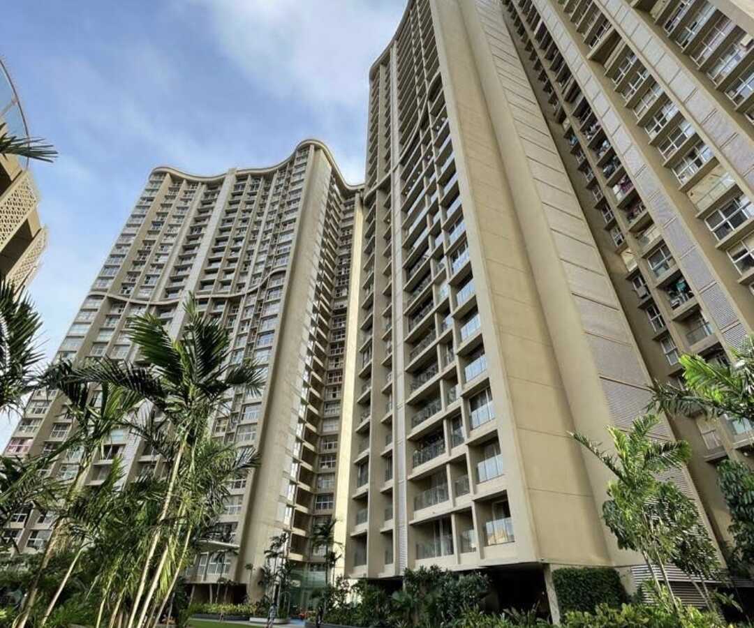 Rent 5 Bhk, 2308 sft, at Runwal Elegante, Andheri W Lokhandwala.
