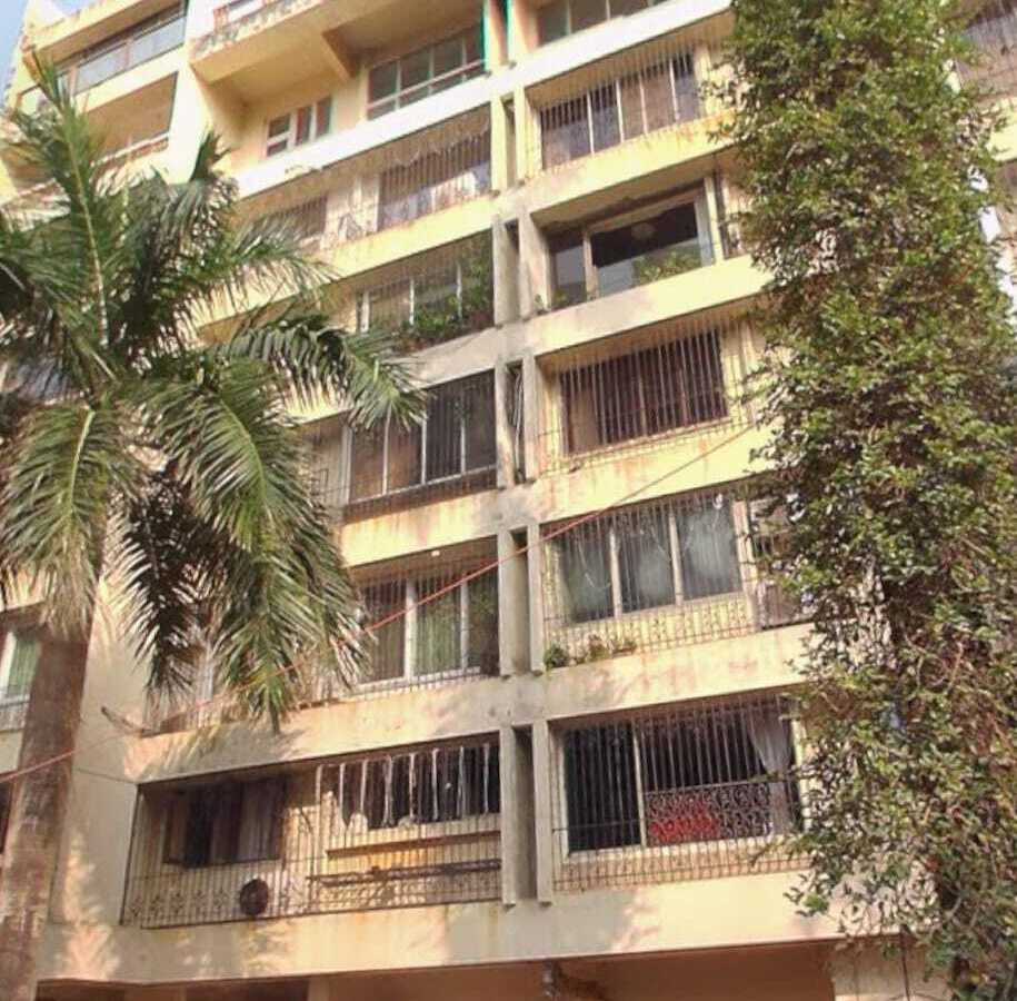 Rent S/F 3 Bhk in Bandra W, Mount Mary, Captain Villa.
