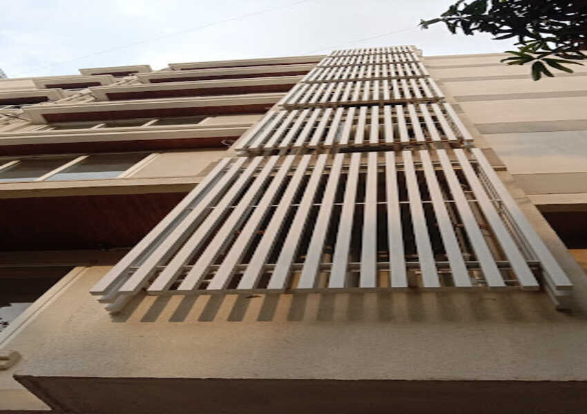 Sale 3 Bhk + Terrace, Bandra W 36th Rd, Kailash Enclave.