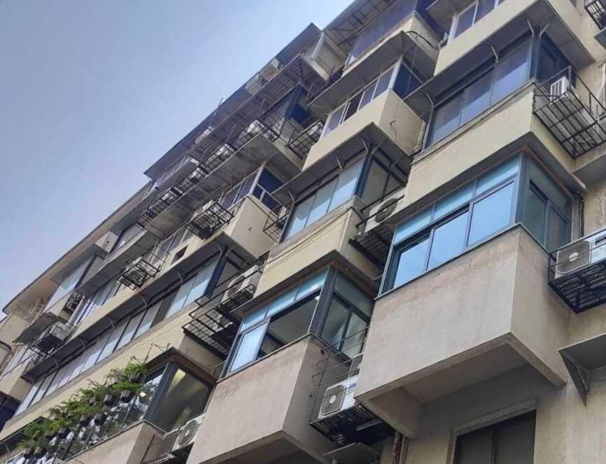 Rent 1900 sft Office in Churchgate, Jamshedji Tata Rd.