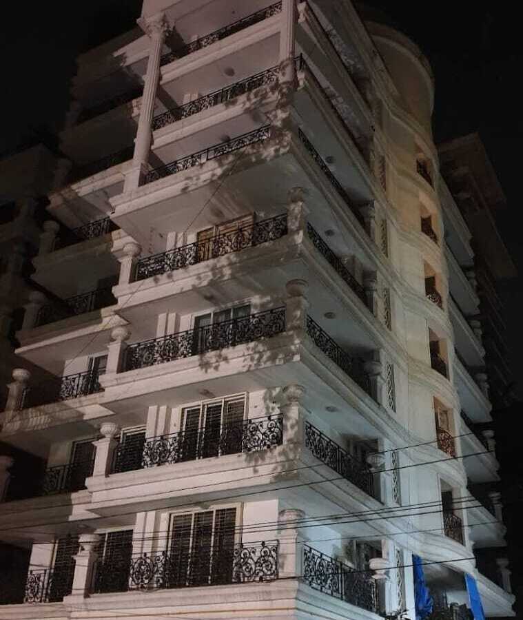 Rent F/F 3 Bhk in Khar W, Deep Apt, 15th Rd.