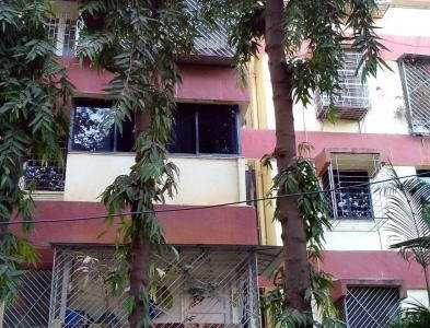 2.5 BHK Apartment For Sale At STY Relief Road, Daulat Nagar, Santacruz West.