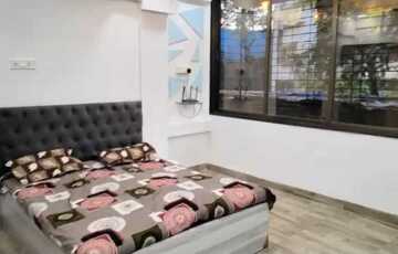 Rent Furnished 2 Bhk at Juhu Tara Rd, Nr Juhu Beach.