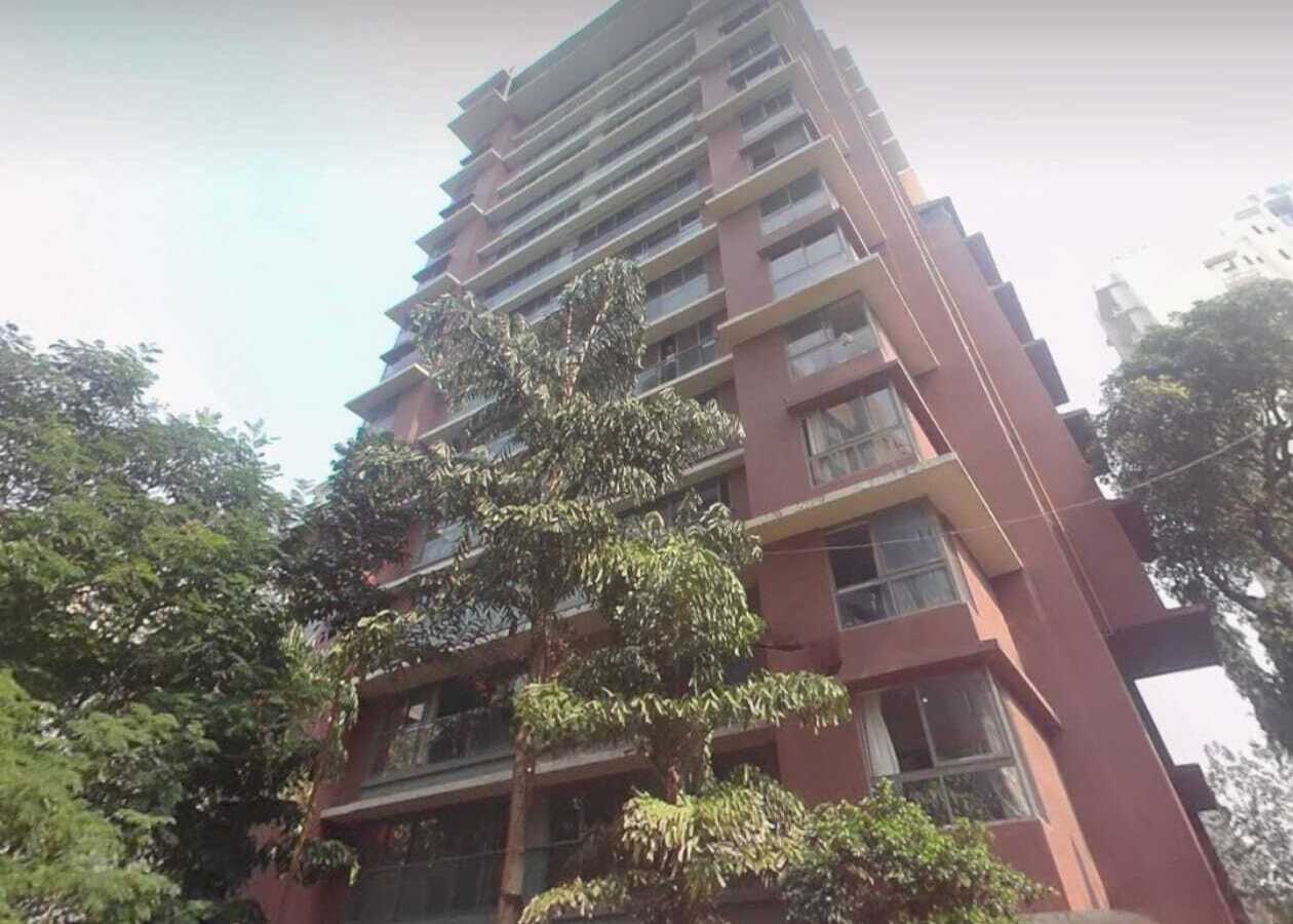 Sale 3 Bhk, 1110 sft, in Bandra W 36th Rd, Shanti Sadan.