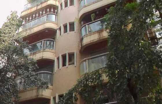 Pre Leased Sale 3 Bhk, 1200 sft, in Bandra W, Bellisima, 15th Rd.