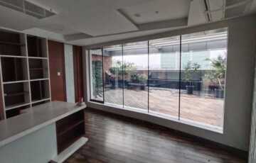 7.5% ROI Pre Leased Office Sale 4399 with Terrace sqft Office Prime Building, Andheri East