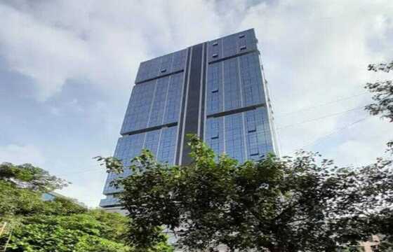 Rent Furnished 850 sft Office, Andheri W Lokhandwala, Morya Grand.