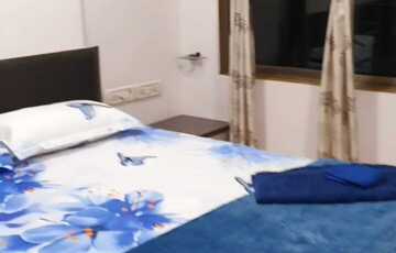 Sale 2 Bhk, 800 sft, in Andheri W, Oshiwara, Sumukh Heights.