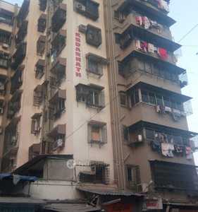 2 BHK Apartment For Rent At Ram Krishna Nagar, Khar West.
