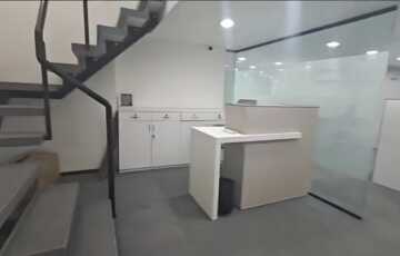 Rent Furnished 3333 sft Office in Andheri West, Near Link Rd