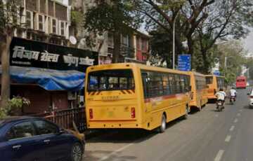 Distress Sale Shop in Mahim